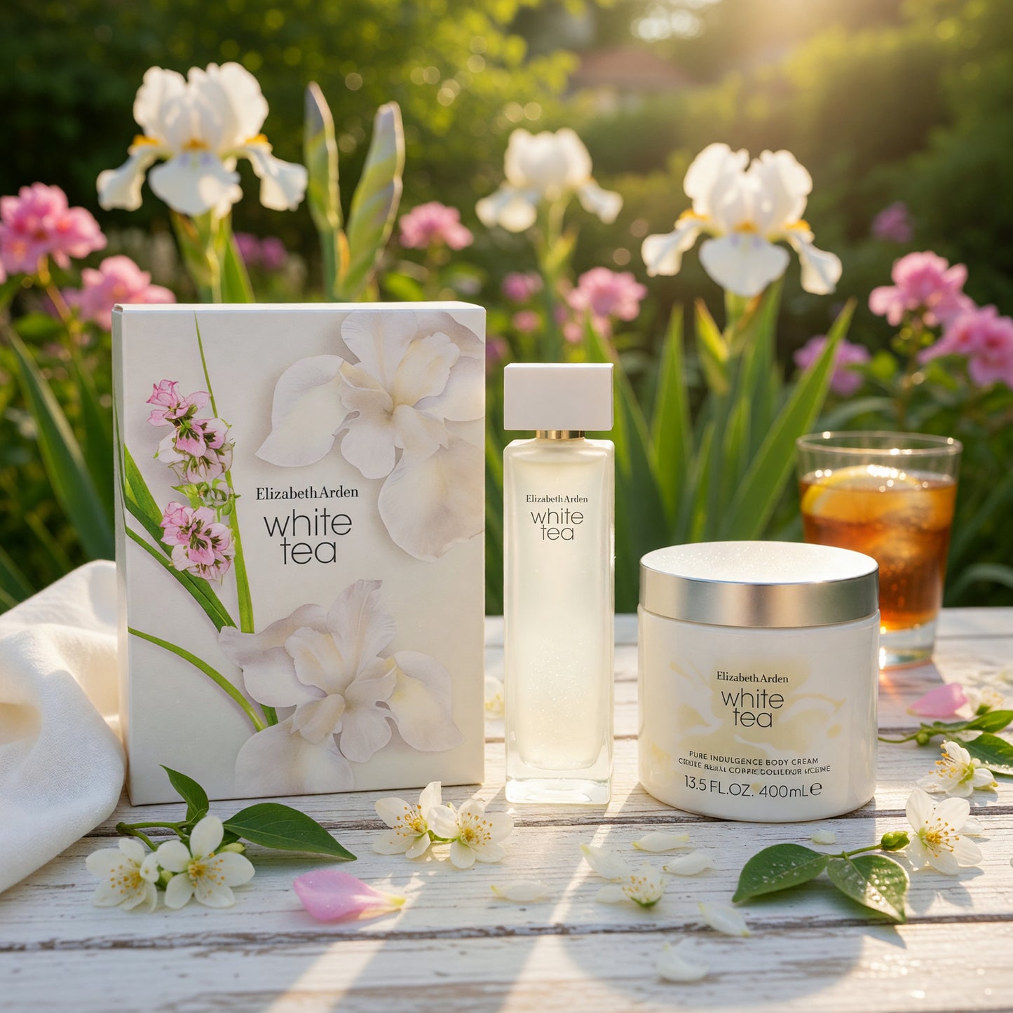 White Tea by Elizabeth Arden, 2 Piece Gift Set for Women