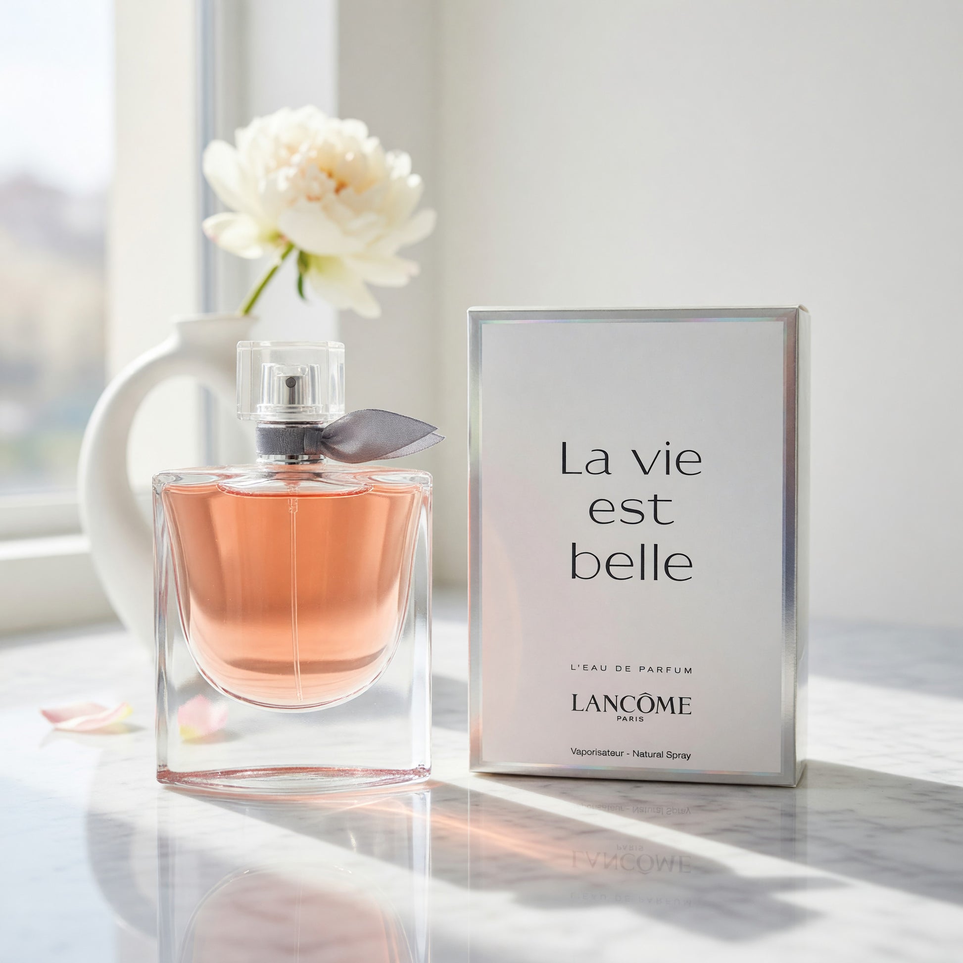 La Vie Est Belle by Lancome, 1 oz L'EDP Spray for Women