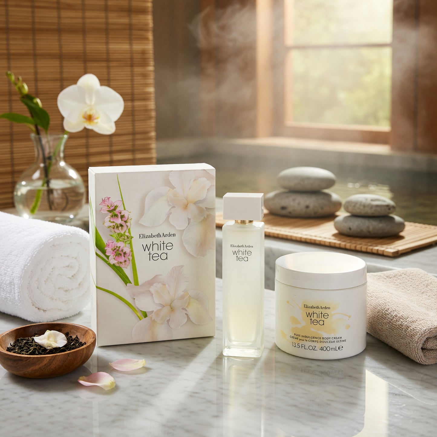 White Tea by Elizabeth Arden, 2 Piece Gift Set for Women