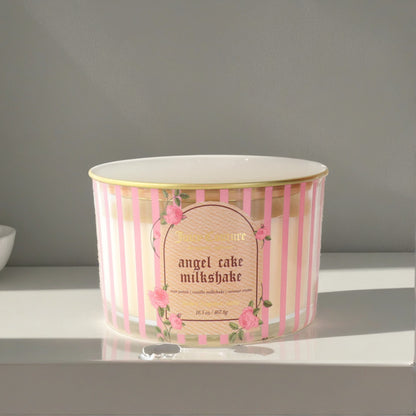 Juicy Couture 16.5oz Soy Wax Blend 3 Wick Candle - Angel Cake Milkshake